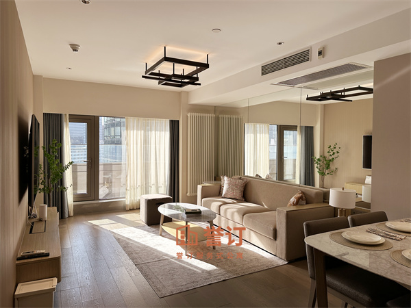 国贸公寓2居室99sqm西南G (6).jpg